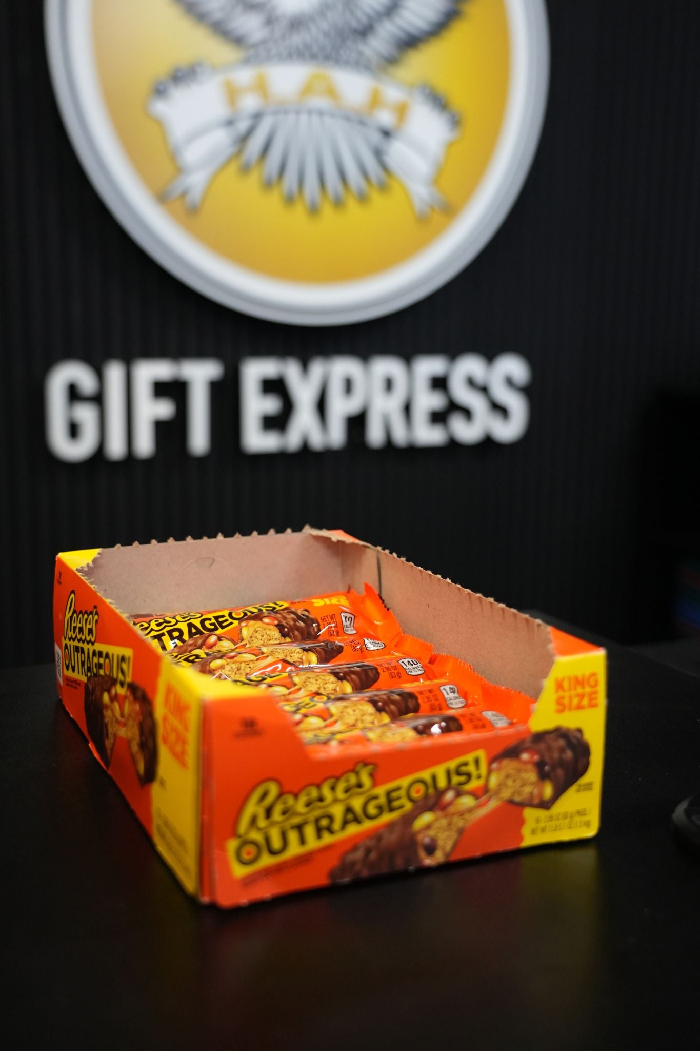 Reese's Outrageous King Size Bar 83g x 18
