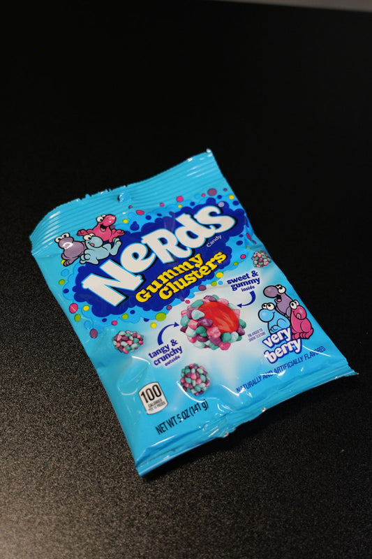 Nerds Cluster Very Berry Bags 141g x 12